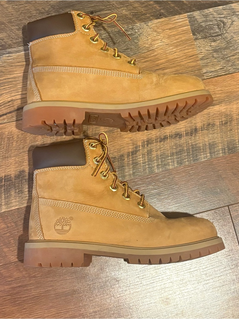 Timberland Premium Boots - Picture 7 of 9